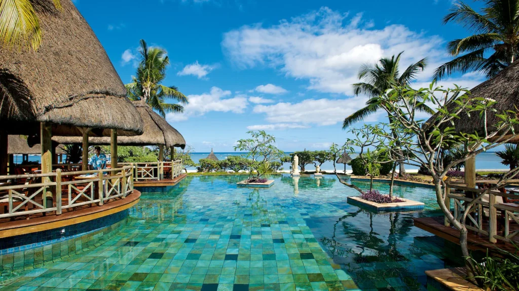 La Pirogue– 4 Star